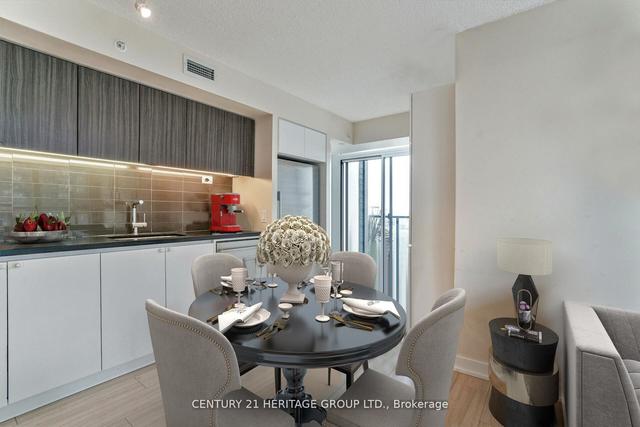 806 - 85 Queens Wharf Rd, Condo with 3 bedrooms, 2 bathrooms and 1 parking in Toronto ON | Image 14