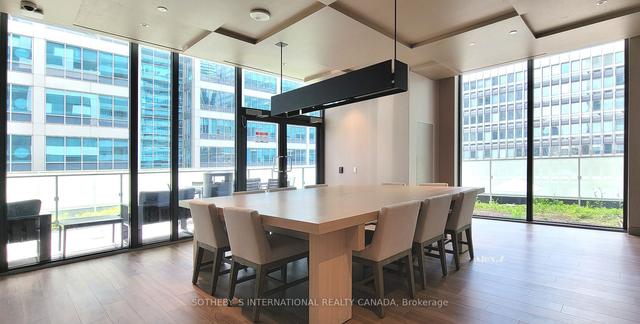 413 - 25 Richmond St E, Condo with 2 bedrooms, 2 bathrooms and 0 parking in Toronto ON | Image 7