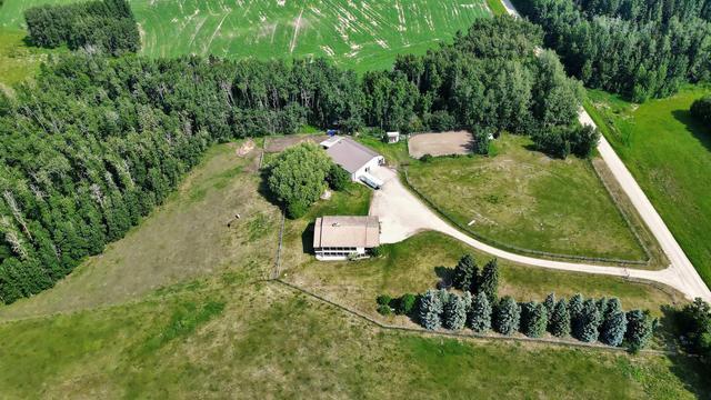 41430 Rr20, House detached with 4 bedrooms, 3 bathrooms and 20 parking in Lacombe County AB | Image 8