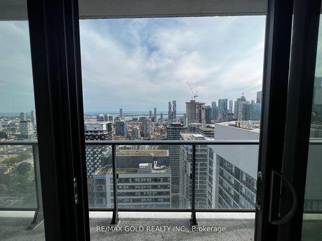 3902 - 159 Dundas St E, Condo with 1 bedrooms, 1 bathrooms and 0 parking in Toronto ON | Image 4