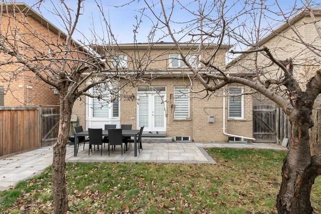 27 Timberwolf Cres N, House detached with 3 bedrooms, 4 bathrooms and 4 parking in Vaughan ON | Image 27