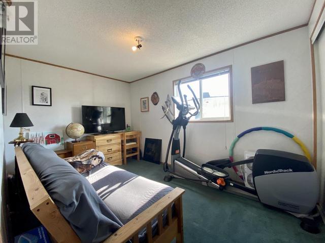 10601 101 Street, House other with 3 bedrooms, 2 bathrooms and null parking in Taylor BC | Image 22