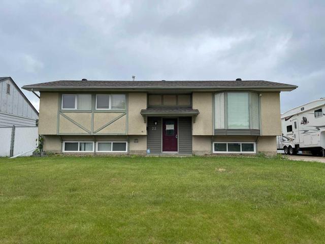 23 Bennett Crescent, House detached with 3 bedrooms, 1 bathrooms and 5 parking in Wood Buffalo AB | Image 1
