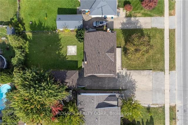 296 Pelham Rd, House detached with 3 bedrooms, 2 bathrooms and 7.5 parking in St. Catharines ON | Image 12