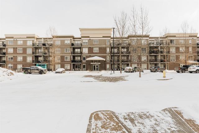 113 - 135a Sandpiper Road, Condo with 2 bedrooms, 2 bathrooms and 1 parking in Wood Buffalo AB | Image 1