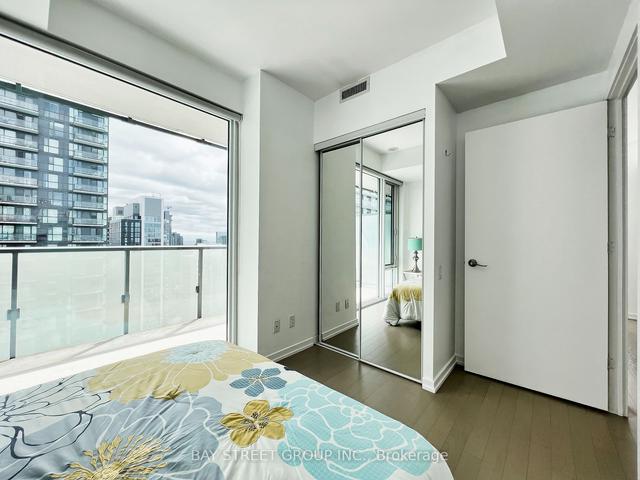 4009 - 101 Peter St, Condo with 2 bedrooms, 2 bathrooms and 1 parking in Toronto ON | Image 17