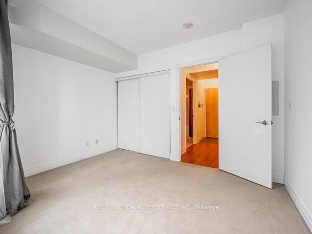 901 - 8 Scollard St, Condo with 1 bedrooms, 1 bathrooms and 0 parking in Toronto ON | Image 11
