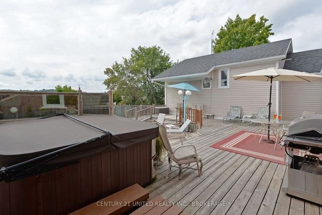 1141 High St, House detached with 3 bedrooms, 3 bathrooms and 12 parking in Peterborough ON | Image 30