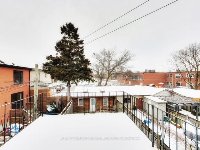 985 Shaw St, House detached with 4 bedrooms, 2 bathrooms and 0 parking in Toronto ON | Image 20