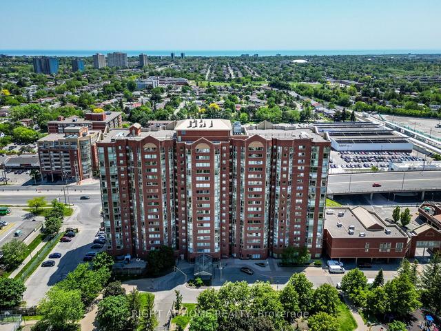 1602 - 2466 Eglinton Ave E, Condo with 2 bedrooms, 2 bathrooms and 1 parking in Toronto ON | Image 32