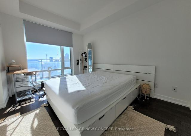 2210 - 21 Widmer St, Condo with 1 bedrooms, 1 bathrooms and 1 parking in Toronto ON | Image 2