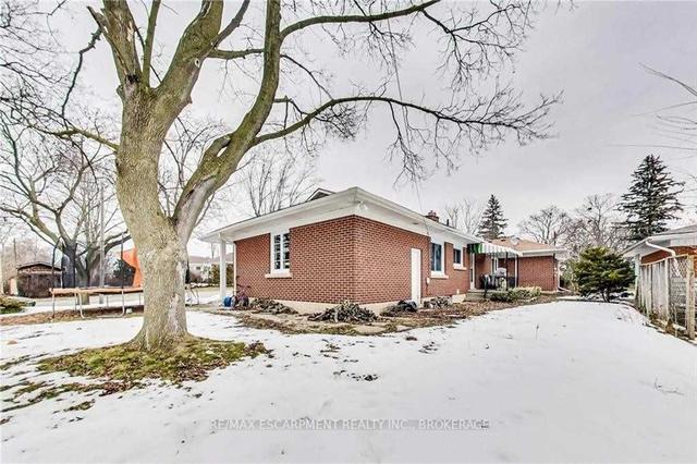 53 Devon St, House detached with 3 bedrooms, 2 bathrooms and 3 parking in Brantford ON | Image 35