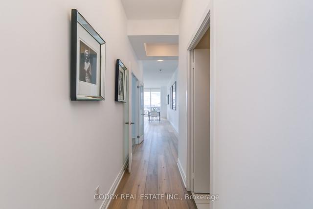lph4901 - 55 Bremner Blvd, Condo with 3 bedrooms, 2 bathrooms and 1 parking in Toronto ON | Image 4