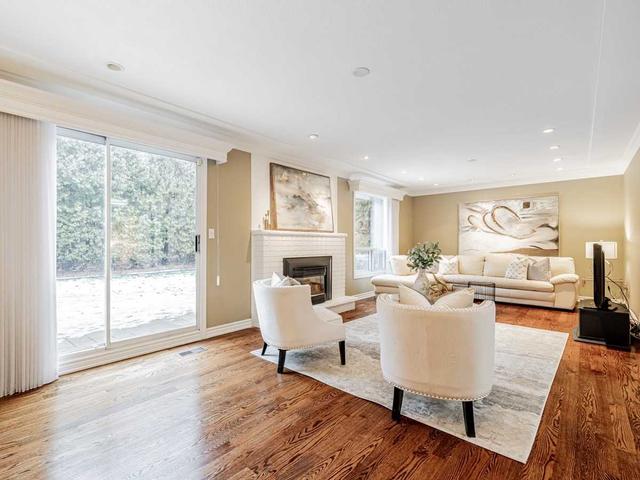 21 Chavender Pl, House detached with 4 bedrooms, 3 bathrooms and 6 parking in Vaughan ON | Image 19