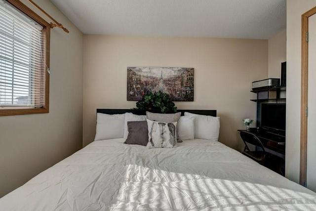 21 Millrise Mews Sw, House detached with 4 bedrooms, 1 bathrooms and 2 parking in Calgary AB | Image 17
