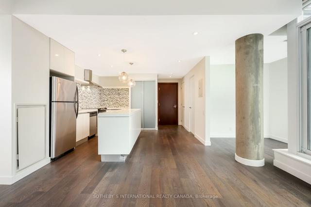 918 - 75 Portland St, Condo with 1 bedrooms, 2 bathrooms and 1 parking in Toronto ON | Image 1