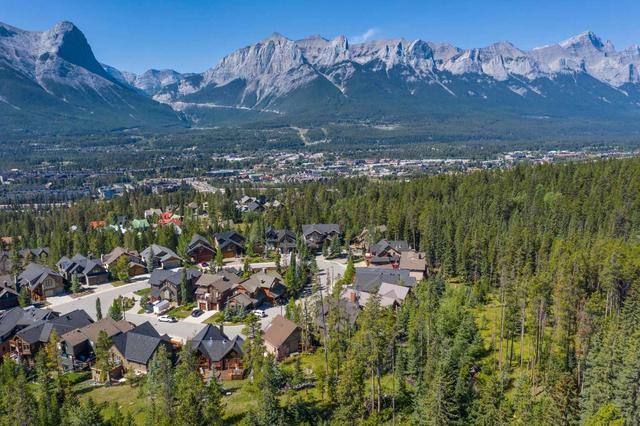 219 Eagle Point, House detached with 5 bedrooms, 4 bathrooms and 4 parking in Canmore AB | Image 44