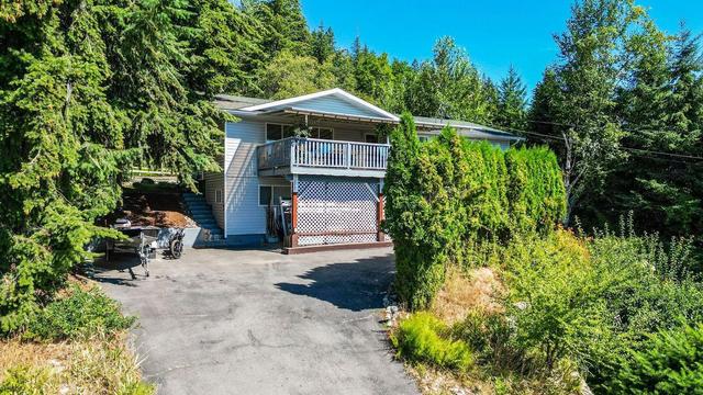 5267 Chasey Road, House detached with 5 bedrooms, 4 bathrooms and 4 parking in Columbia Shuswap F BC | Image 12