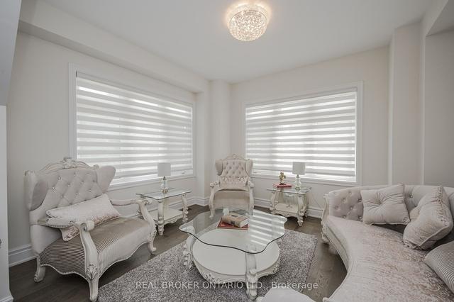 81 Boulton Tr, House detached with 4 bedrooms, 6 bathrooms and 4 parking in Oakville ON | Image 34