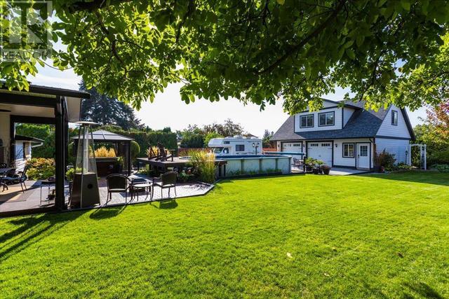2840 Boyd Road, House detached with 3 bedrooms, 2 bathrooms and 10 parking in Kelowna BC | Image 37