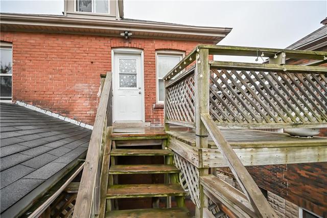 1597 King Street E, House detached with 4 bedrooms, 2 bathrooms and 5 parking in Hamilton ON | Image 8