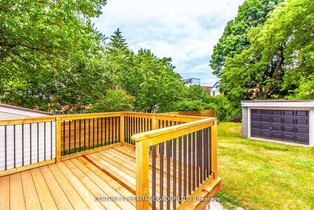 150 St Johns Rd, House detached with 4 bedrooms, 5 bathrooms and 3 parking in Toronto ON | Image 33