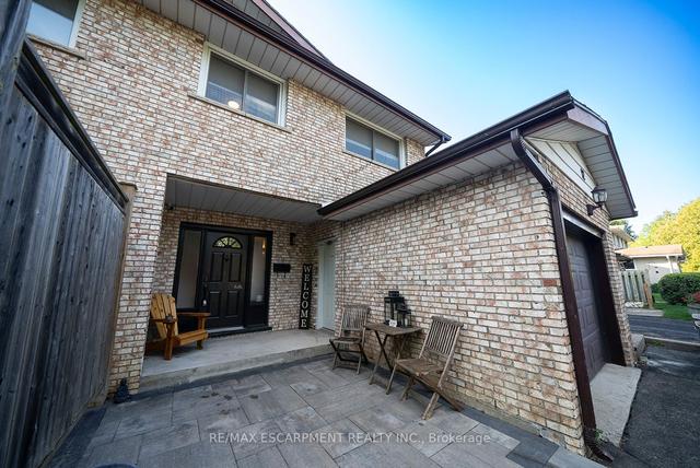 12 Woods End, House detached with 3 bedrooms, 3 bathrooms and 5 parking in Brantford ON | Image 23