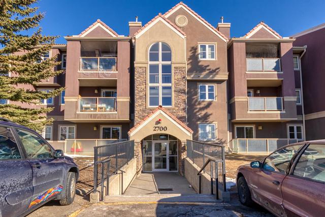 . - 2733 Edenwold Heights Nw, Condo with 2 bedrooms, 2 bathrooms and 1 parking in Calgary AB | Image 1