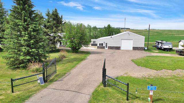 26520 590 Highway E, House detached with 4 bedrooms, 2 bathrooms and null parking in Red Deer County AB | Image 37