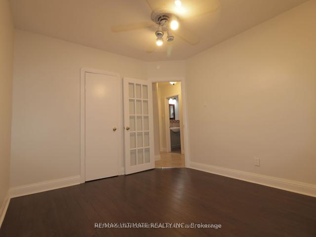 2334 Dufferin St, House detached with 2 bedrooms, 1 bathrooms and 1 parking in Toronto ON | Image 2