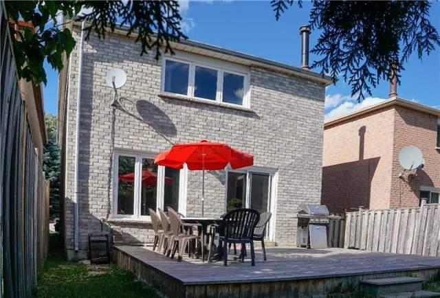 102 Chloe Cres, House attached with 4 bedrooms, 4 bathrooms and 4 parking in Markham ON | Image 13