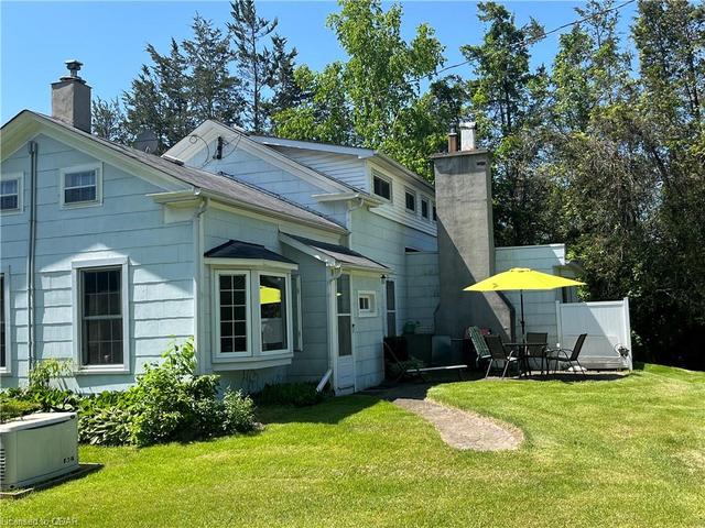 2756 County Road 3, House detached with 3 bedrooms, 1 bathrooms and null parking in Prince Edward County ON | Image 10