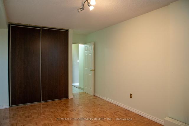207 - 15 Torrance Rd, Condo with 1 bedrooms, 1 bathrooms and 1 parking in Toronto ON | Image 8
