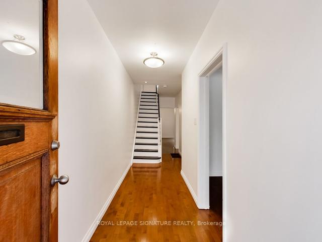 985 Shaw St, House detached with 4 bedrooms, 2 bathrooms and 0 parking in Toronto ON | Image 23