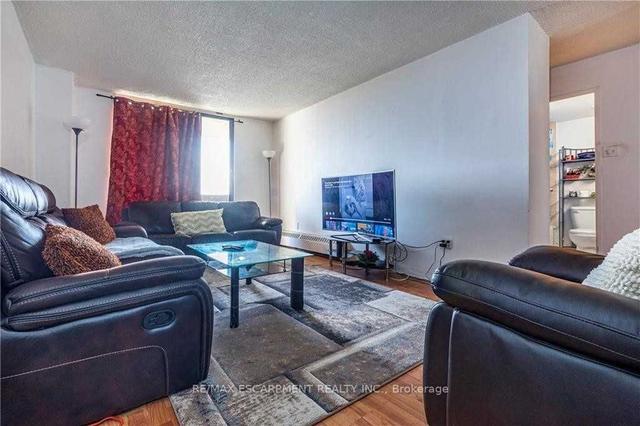 912 - 4645 Jane St, Condo with 1 bedrooms, 1 bathrooms and 1 parking in Toronto ON | Image 3