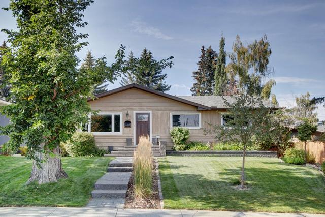 269 Windermere Road Sw, House detached with 5 bedrooms, 2 bathrooms and 2 parking in Calgary AB | Image 1