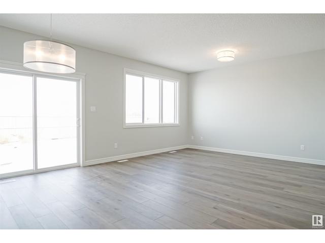 18147 70 St Nw, House detached with 3 bedrooms, 2 bathrooms and null parking in Edmonton AB | Image 7