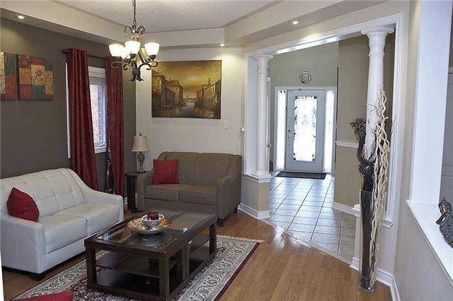 1034 Agram Dr, House detached with 4 bedrooms, 4 bathrooms and 6 parking in Oakville ON | Image 5