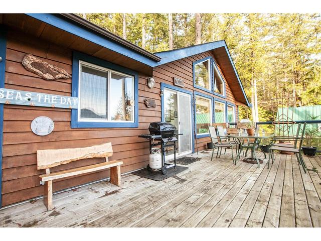 495 Gavin Road, House detached with 2 bedrooms, 1 bathrooms and null parking in Sunshine Coast F BC | Image 24
