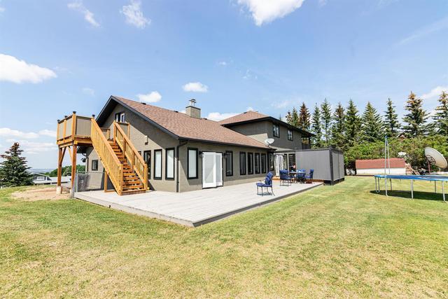 19 - 26534 Township Road 384, House detached with 5 bedrooms, 3 bathrooms and null parking in Red Deer County AB | Image 39