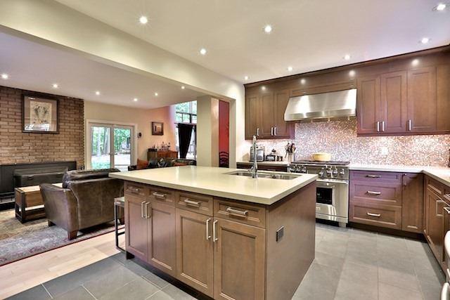 102 Cassandra Blvd, House detached with 3 bedrooms, 3 bathrooms and 6 parking in Toronto ON | Image 5