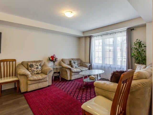 03 - 1625 Leblanc Court Crt W, House attached with 3 bedrooms, 3 bathrooms and 2 parking in Milton ON | Image 5