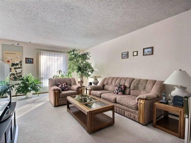 10354 Lonsdale Cres, House detached with 3 bedrooms, 2 bathrooms and 2 parking in Windsor ON | Image 3