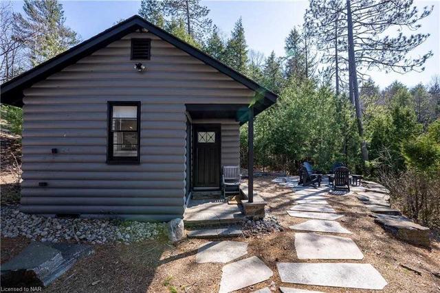 1034 Viewpoint Tr, House detached with 3 bedrooms, 2 bathrooms and 10 parking in Bracebridge ON | Image 15