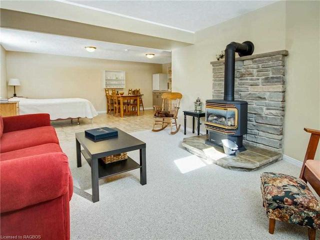 84040 Side Road 6 Rd, House detached with 3 bedrooms, 2 bathrooms and 7 parking in Meaford ON | Image 27