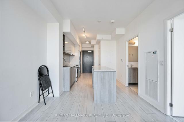 1305 - 31 Tippett Rd, Condo with 1 bedrooms, 1 bathrooms and 0 parking in Toronto ON | Image 17