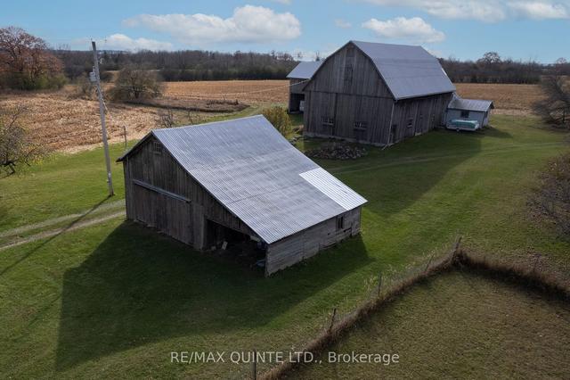 381 Partridge Hollow Rd, House detached with 4 bedrooms, 2 bathrooms and 10 parking in Prince Edward County ON | Image 16