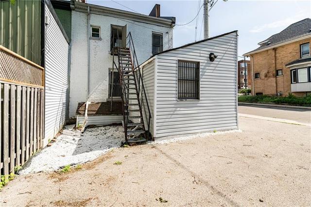 275 Main Street W, House attached with 2 bedrooms, 1 bathrooms and 4 parking in Hamilton ON | Image 39