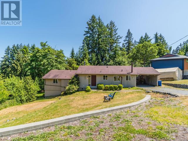 1652 Centennary Dr, House detached with 2 bedrooms, 2 bathrooms and 4 parking in Nanaimo BC | Image 2