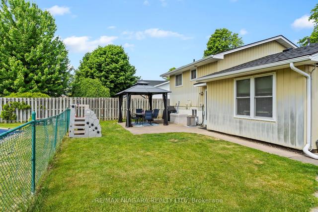 7272 Harte Circ, House detached with 3 bedrooms, 2 bathrooms and 6 parking in Niagara Falls ON | Image 36